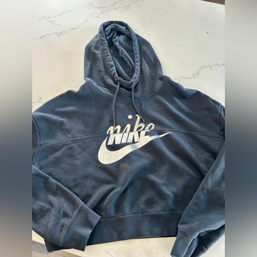 Nike Black Cropped Hoodie with Metallic Logo - Women’s Medium